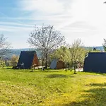 Glamping Brundo - Tents And With Sauna & Jacuzzi Kostel