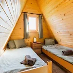 Luxuszelt Glamping Brundo - Tents And With Sauna & Jacuzzi *