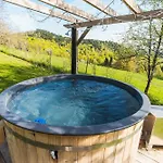 Glamping Brundo - Tents And With Sauna & Jacuzzi