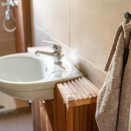 Lüks kamp alanı Glamping Brundo - Tents And With Sauna & Jacuzzi