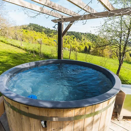 Glamping Brundo - Tents And With Sauna & Jacuzzi