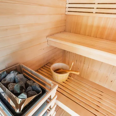 Luxury tent Glamping Brundo - Tents And With Sauna & Jacuzzi Kostel