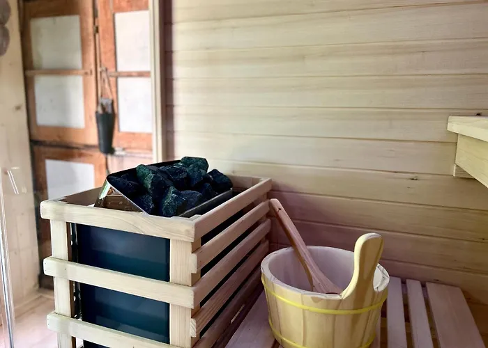 Lüks kamp alanı Glamping Brundo - Tents And With Sauna & Jacuzzi