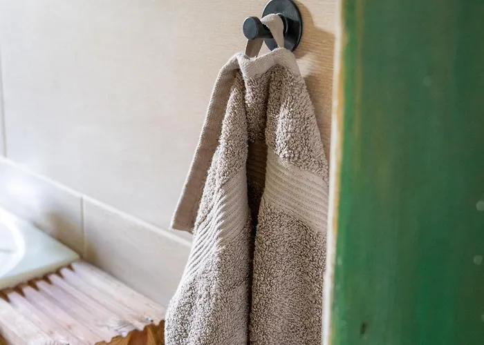 Glamping Brundo - Tents And With Sauna & Jacuzzi 豪华帐篷 Kostel