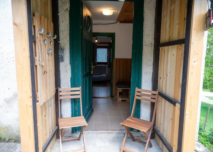 Lüks kamp alanı Glamping Brundo - Tents And With Sauna & Jacuzzi Kostel