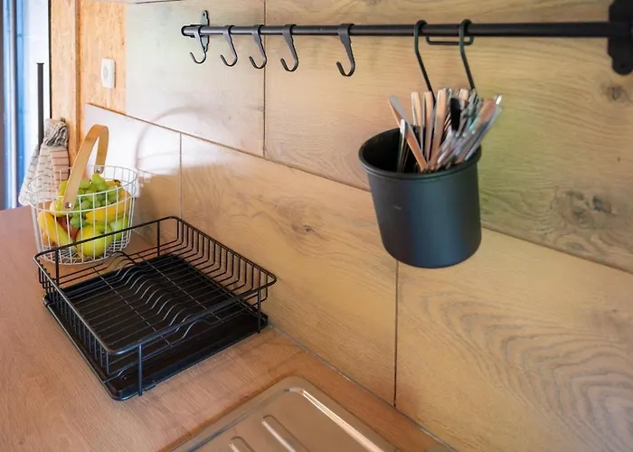 Glamping Brundo - Tents And With Sauna & Jacuzzi Lüks kamp alanı